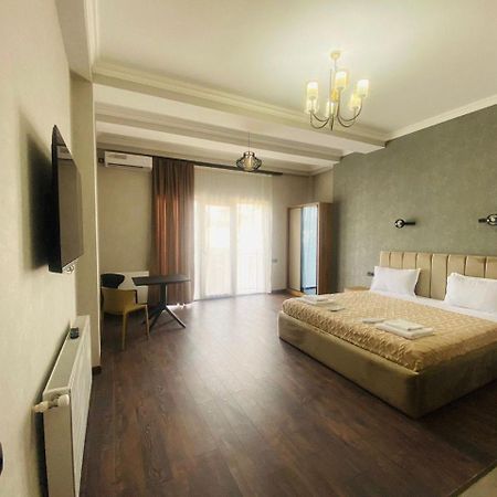Hotel Garden Tbiliszi Kültér fotó